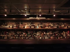 High Five (Bar)