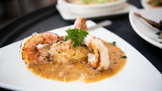 2 Johns Steak & Seafood