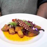 Horizon's Modern Kitchen + Wine Bar 