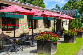 Fife 'n Drum Restaurant & Inn