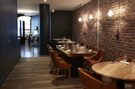 Accents Table Bourse